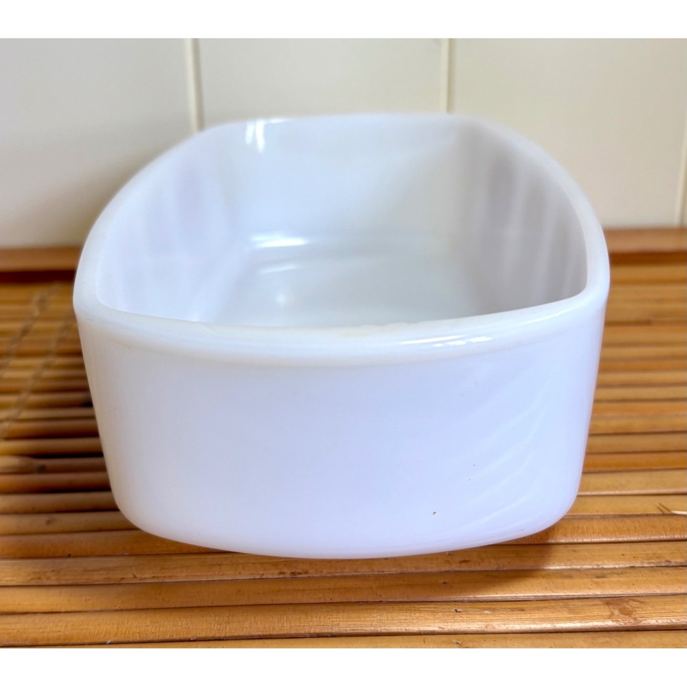 Vintage Federal Glass Milk Glass Sunflower Loaf Pan Rectangular Baking Dish - Picture 3 of 7